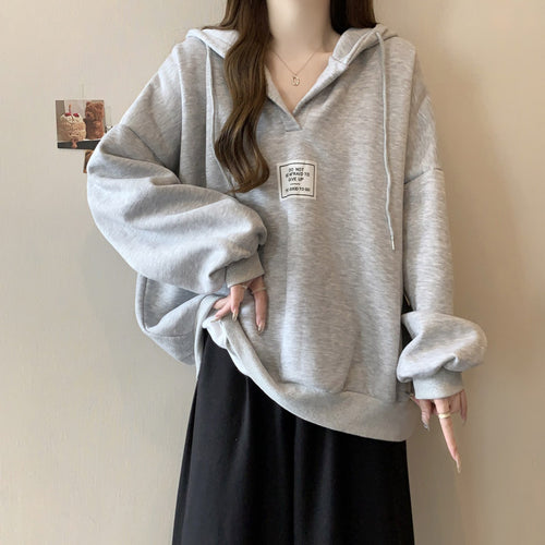 Femme Oversized Hoodie med unikt grafisk detalje Stilla