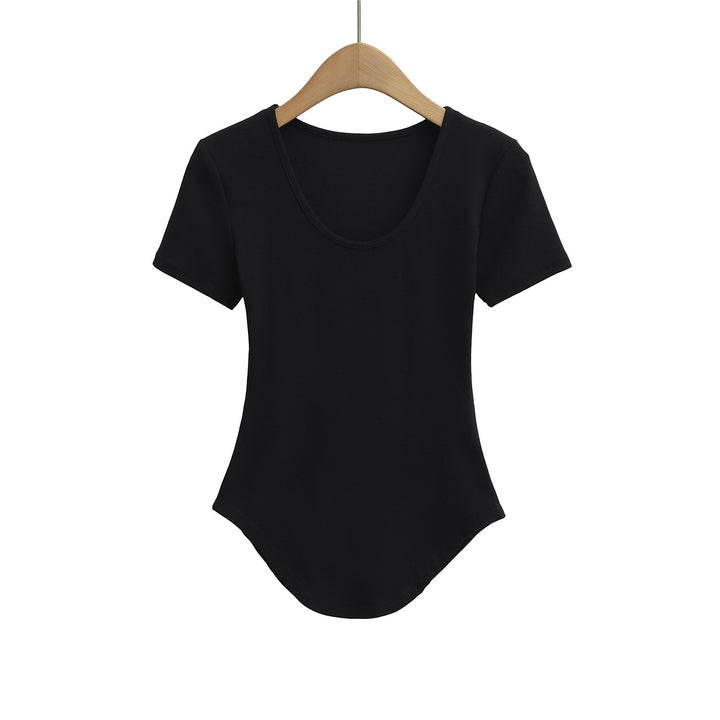 Dame figurtilpasset bodysuit med blødt ribmateriale og elegant rund halsudskæring Stilla