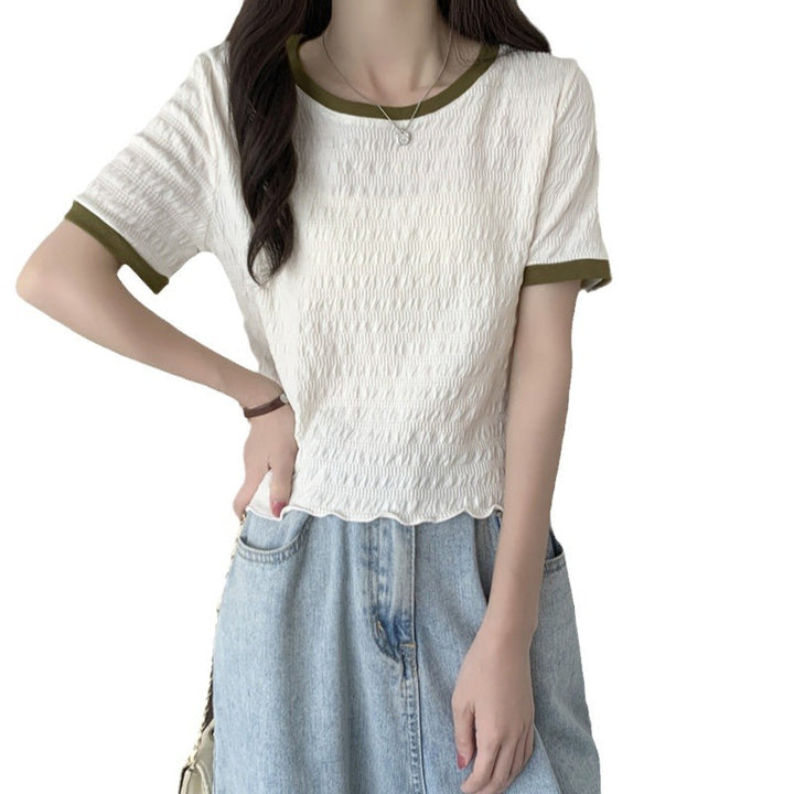 Femme Tekstureret Crop Top med Flæsekant Stilla