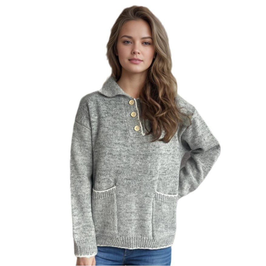Kvinders afslappede strikket sweater med knaplukning og påsynede lommer Stilla