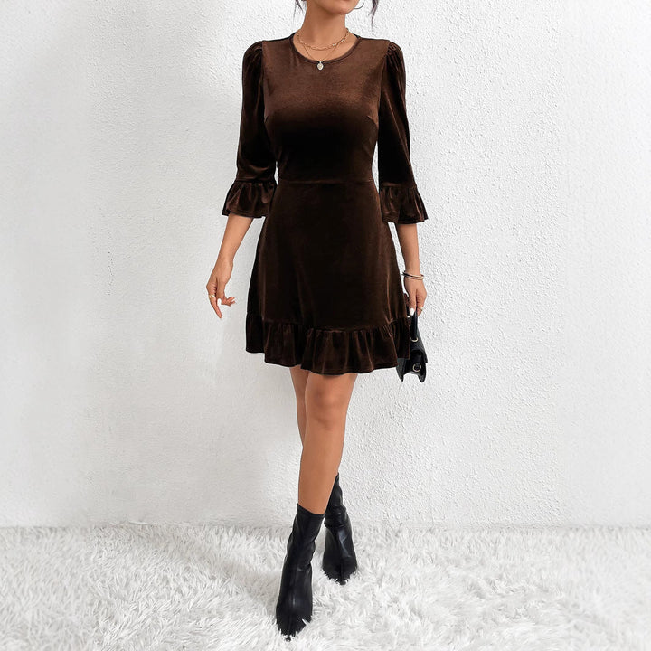 Stilla | Graceful Velvet Midi Kjole