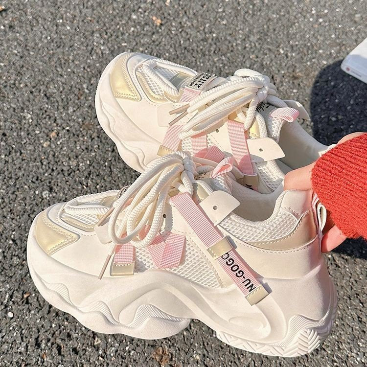 Dame sneakers med moderigtigt mesh-design og ergonomisk dæmpning Stilla