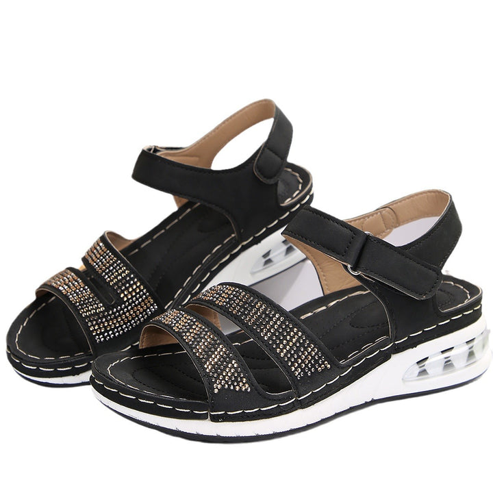 Dame elegante og komfortable sandaler med strassdetaljer Stilla