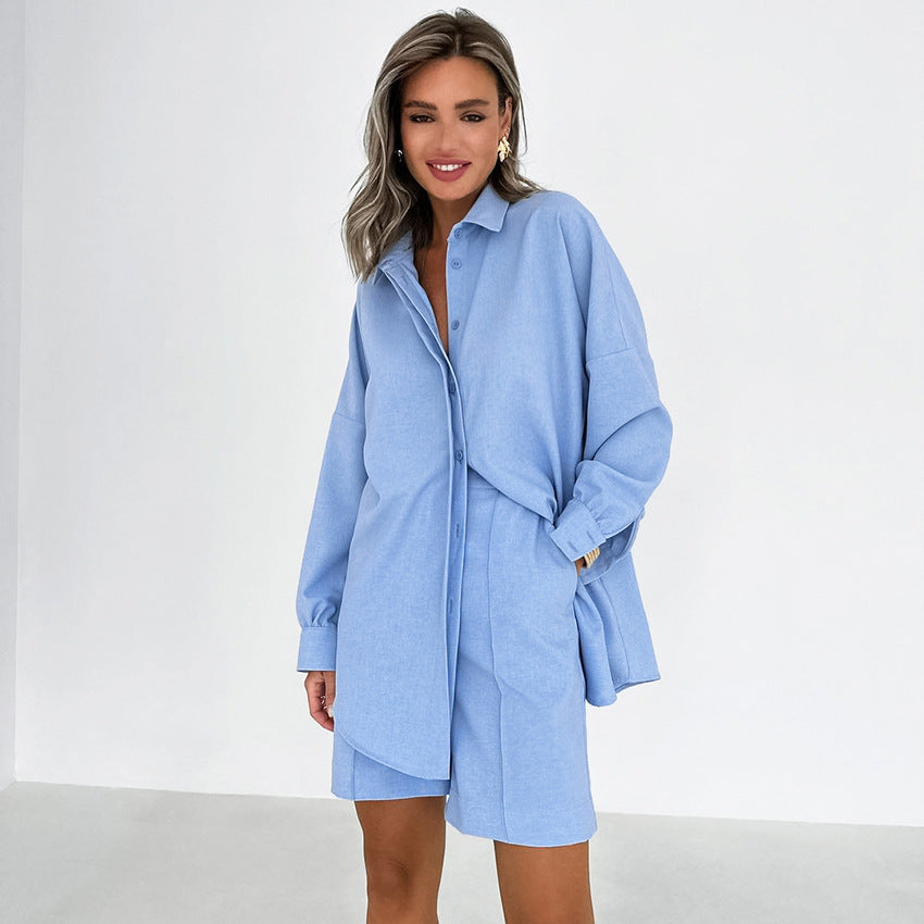 Dame sæt bestående af oversized skjorte og shorts med elegant snit Stilla