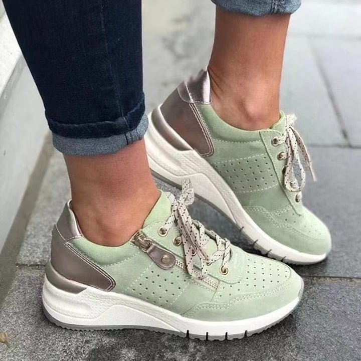 Dame Komfortable Sneakers med moderigtigt design og åndbar sål Stilla