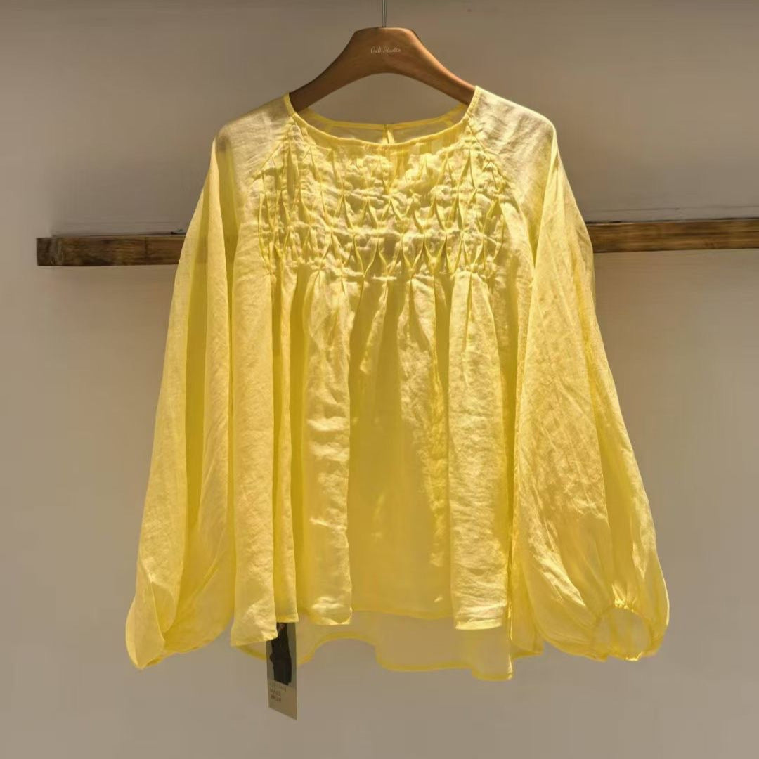 Femme Let bluse med rynket detalje Stilla