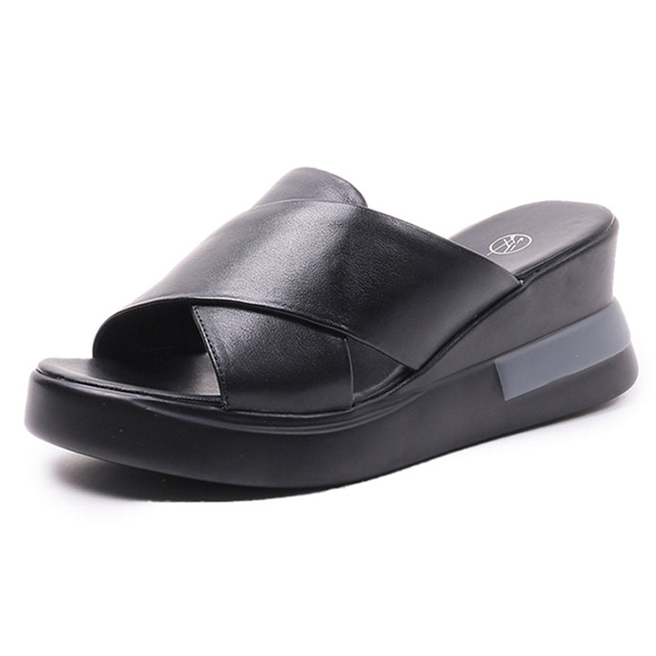 Dame platform sandal med moderigtigt krydsbånd Stilla