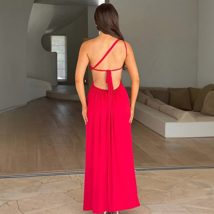 Dame Elegant maxikjole med asymmetrisk snit og høj slidse Stilla