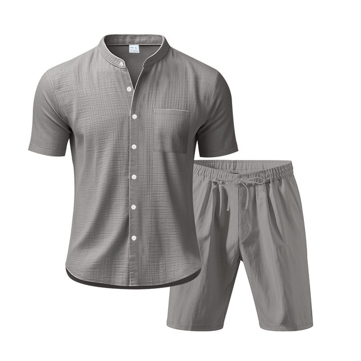 Herren fritidstøj med kortærmet button-down skjorte og elastiske shorts Stilla