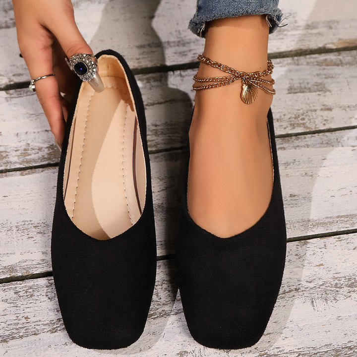 Dame ballerinas i elegant og minimalistisk design med anatomisk fodseng Stilla