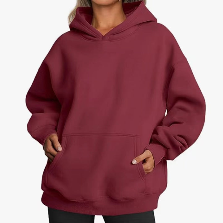 Kvinders oversized hoodie med praktiske kængurulommer og blød indvendig foring Skovae