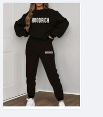 Kvinders casual sæt af sweater og joggers med sporty tryk Skovae