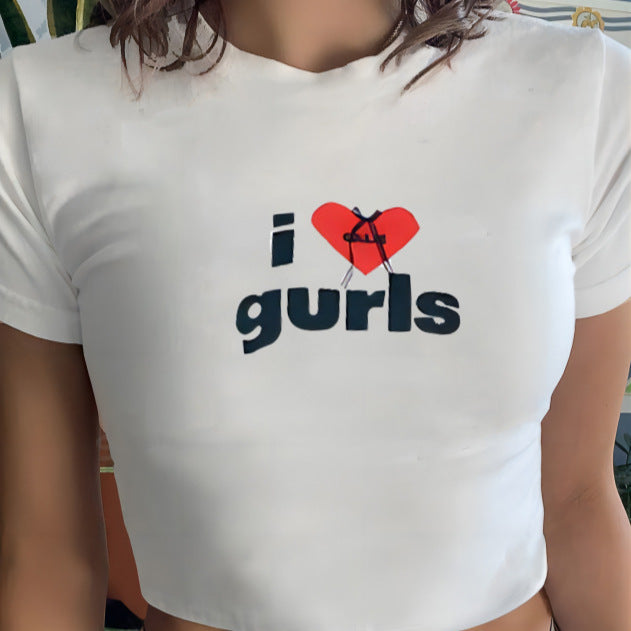 Dame Crop-T-Shirt med animalistisk læbe motiv og iøjnefaldende skrift Skovae