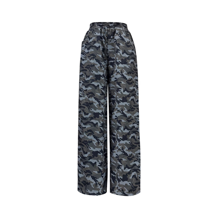 Kvindernes brede cargo bukser med moderne camouflageprint Stilla