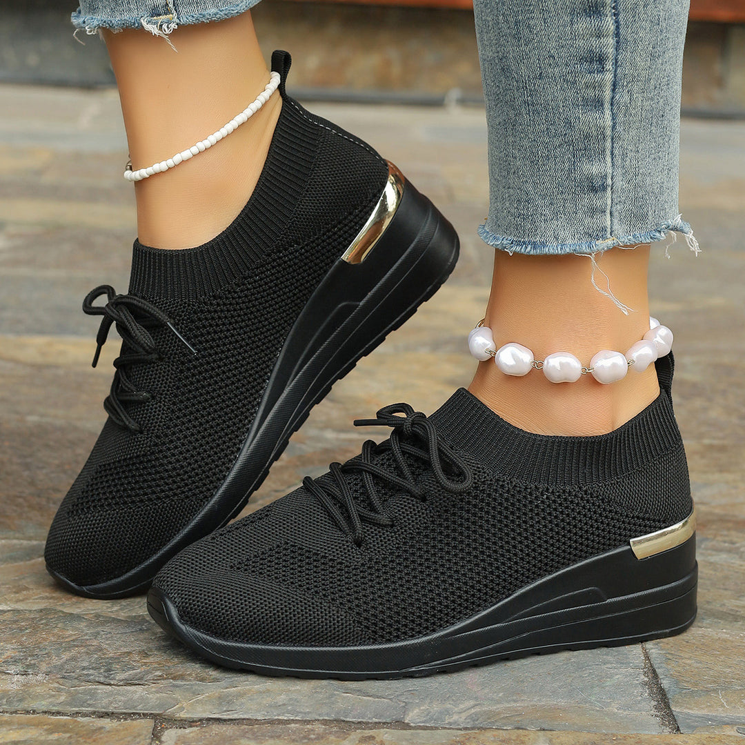 Dame Sneakers med behagelig strik-look og sporty plateau Stilla