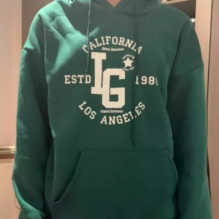 Kvinders hoodie med sporty California tryk Skovae