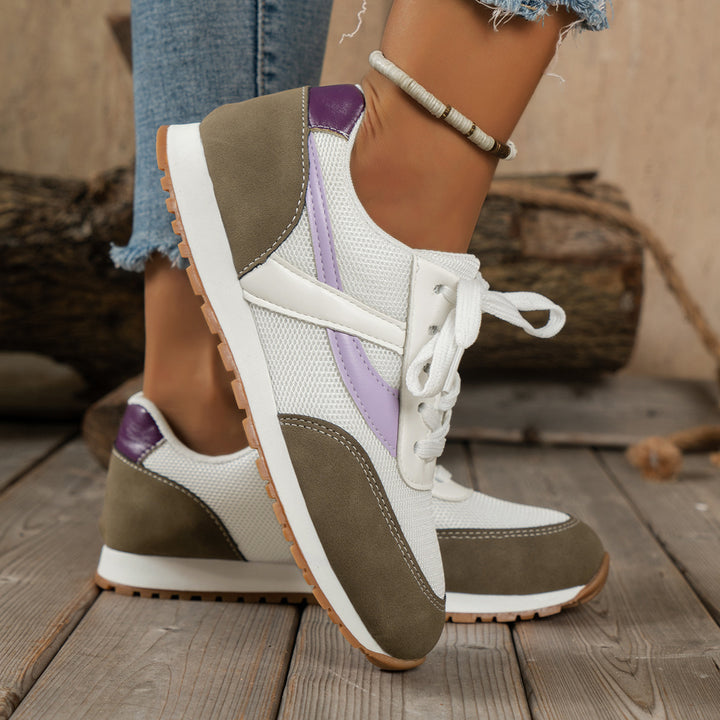 Dame Sportliche Sneakers med åndbart mesh-overmateriale og robust profil Stilla