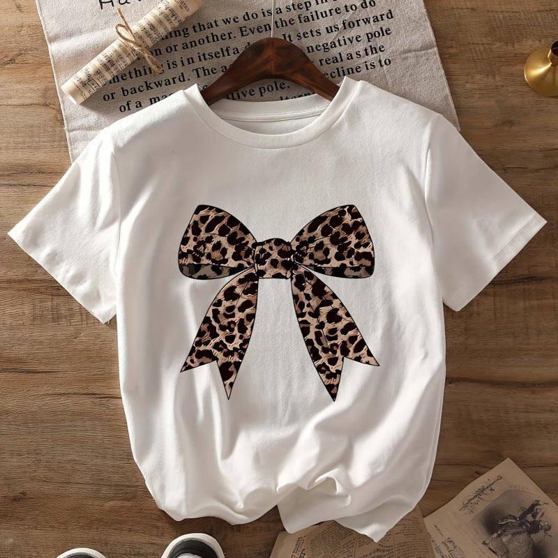 Dame T-shirt med elegant leopardmønster sløjfemotiv Stilla