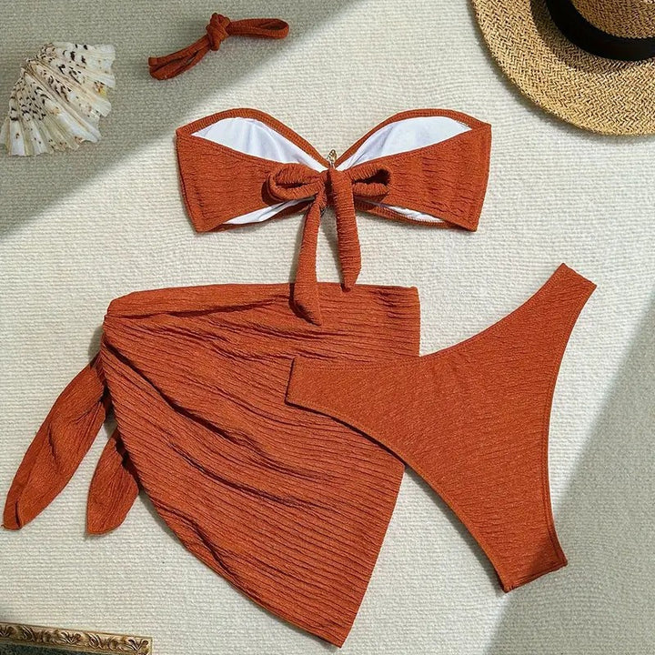 Dame Bandeau-bikini-sæt med fashionable indpakningsnederdel og glimmer-akkent Stilla