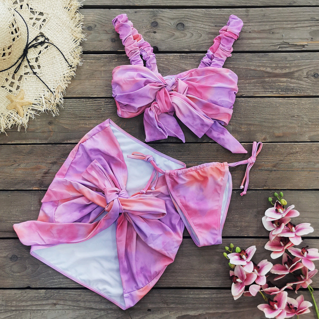 Dame bikini-sæt med blomsterbinding design og asymmetrisk nederdel Stilla