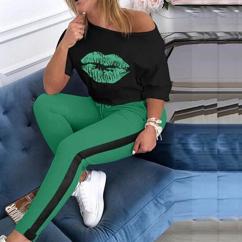 Dame Mode Sweatshirt med Læbe Motiv og Sporty Leggings Stilla
