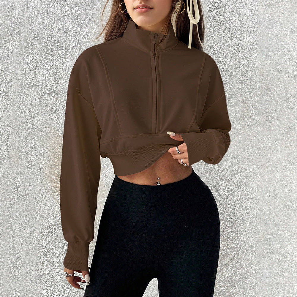 Dame cropped sweatshirt med høj krave lynlås og lavet af blødt materiale Stilla