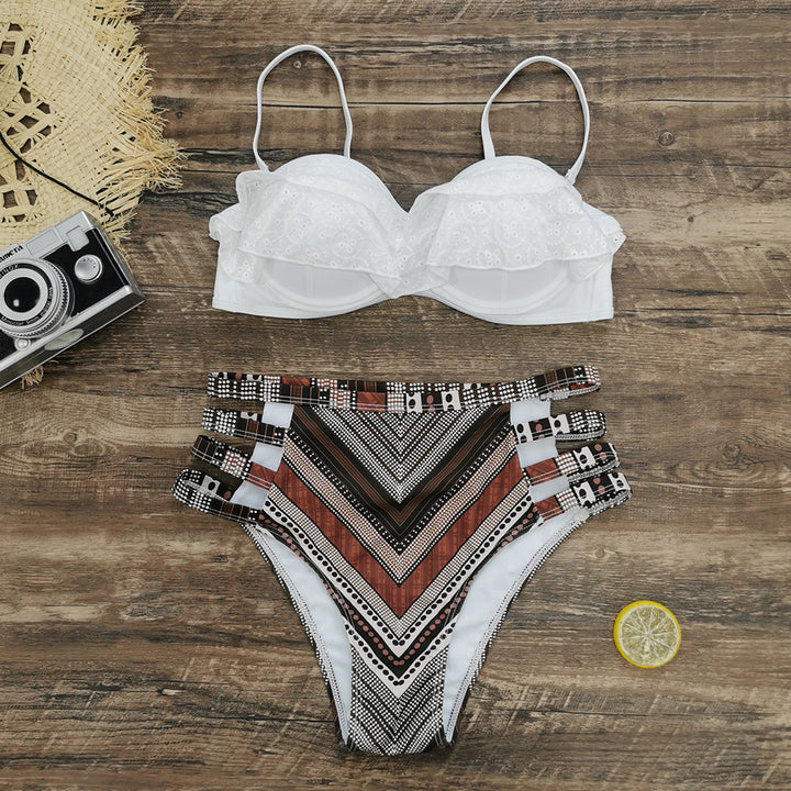 Dame Bikini-sæt med feminint ruffles-detalje og geometrisk design Stilla