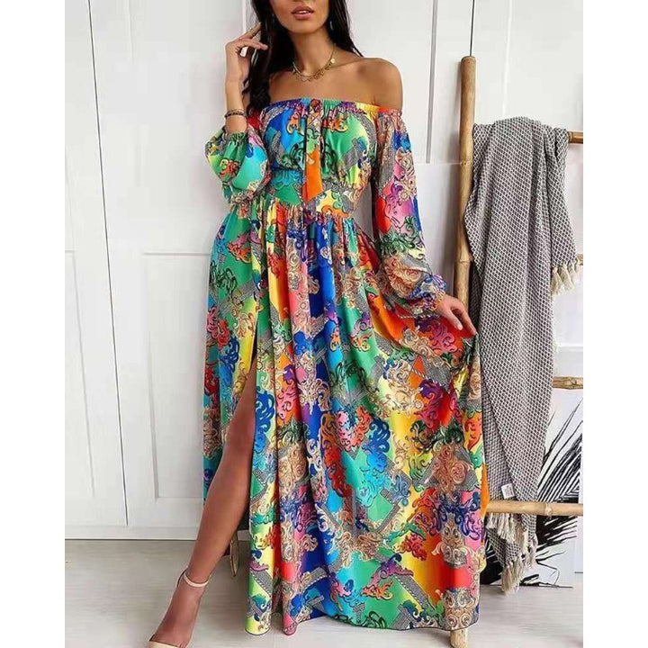 Dame Maxikjole med gardinlignende floral design og off-shoulder snit Stilla