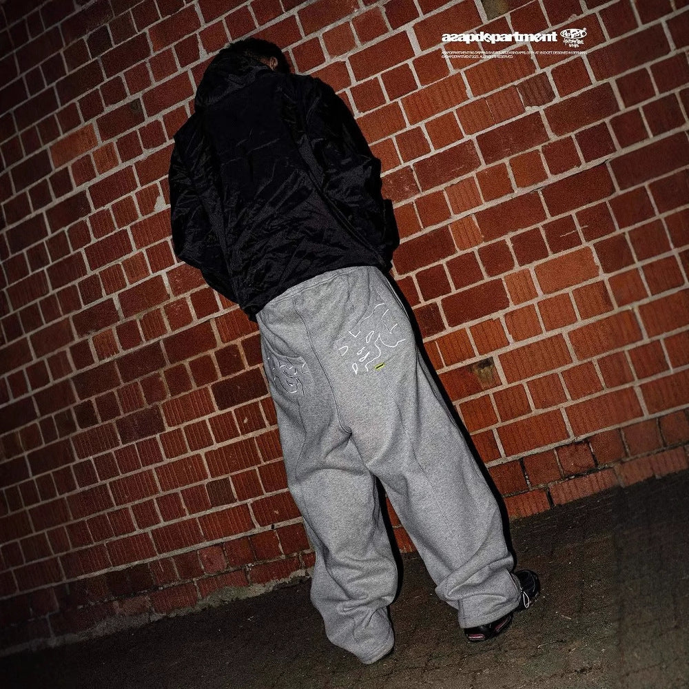 Dame sweatpants med innovativt design og trendy zip-detalje Skovae