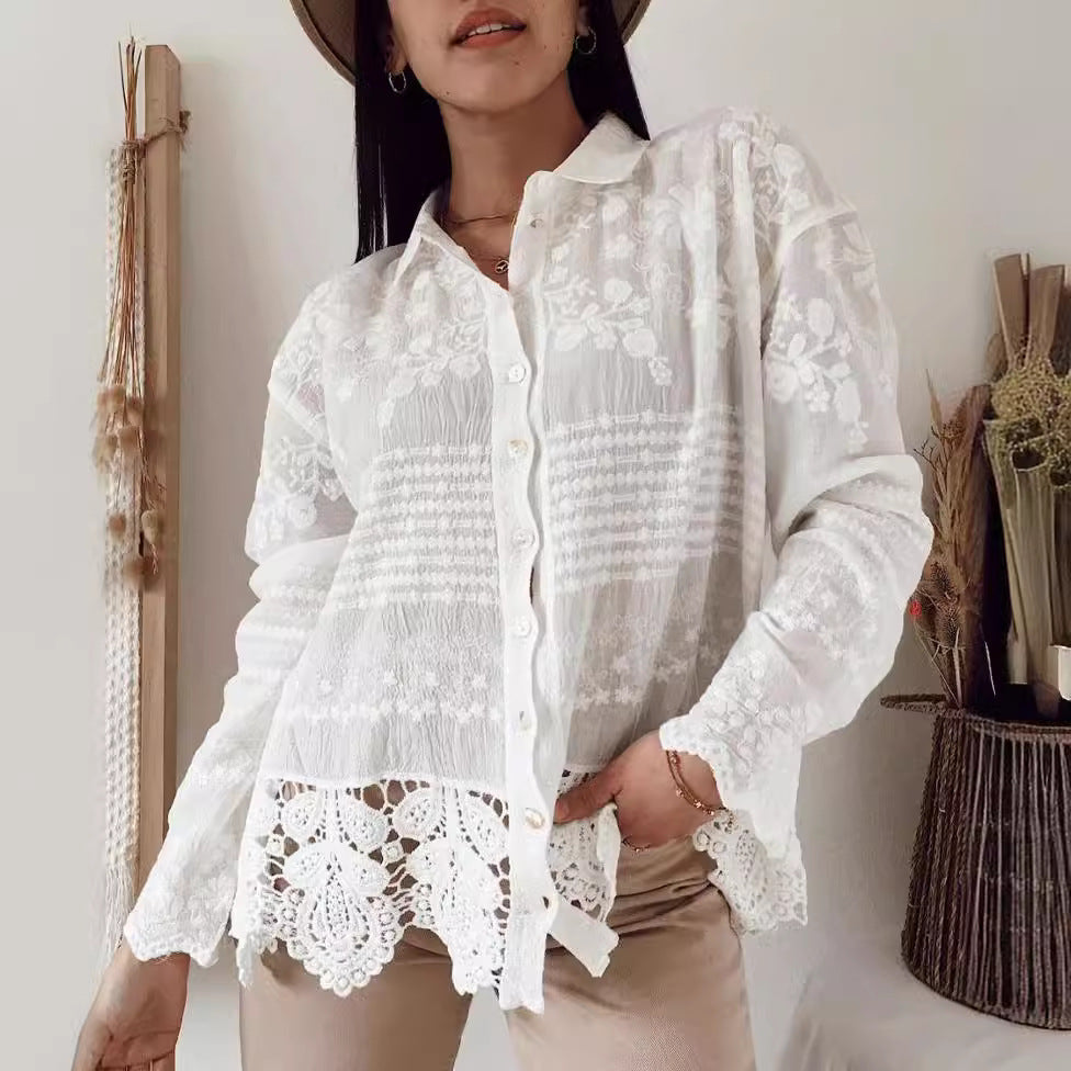 Dame elegant spids bluse med florale broderier og knaplukning Stilla