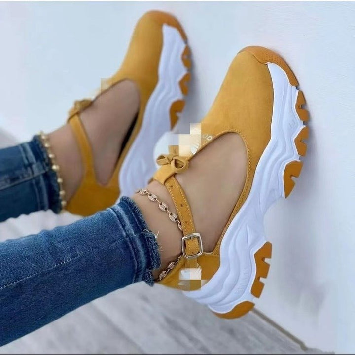 Dame Sporty Sneakers med justerbar rem og dæmpningsteknologi Stilla