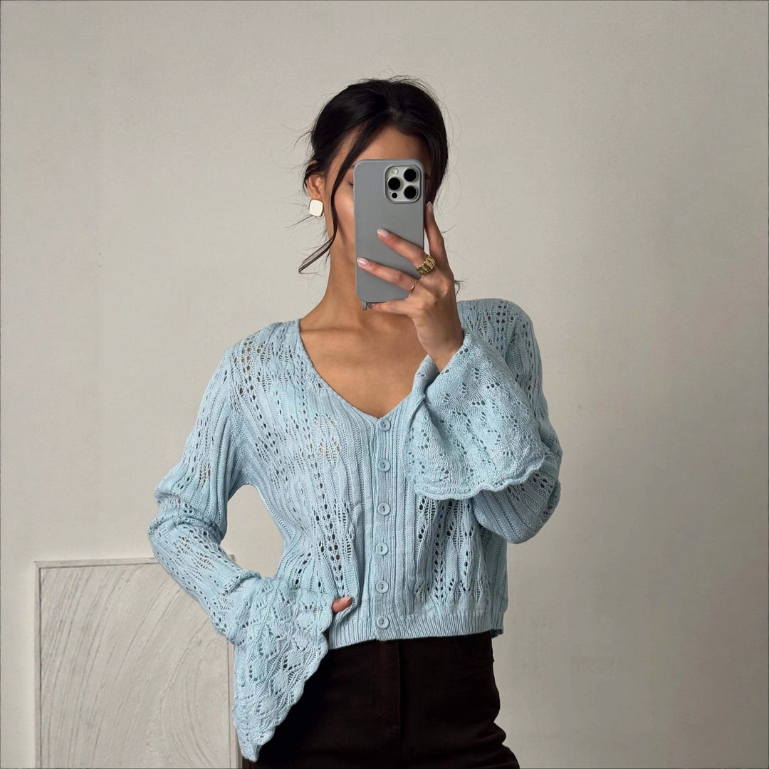 Kvinders cardigan med elegant blonderdesign og brede ærmer Stilla
