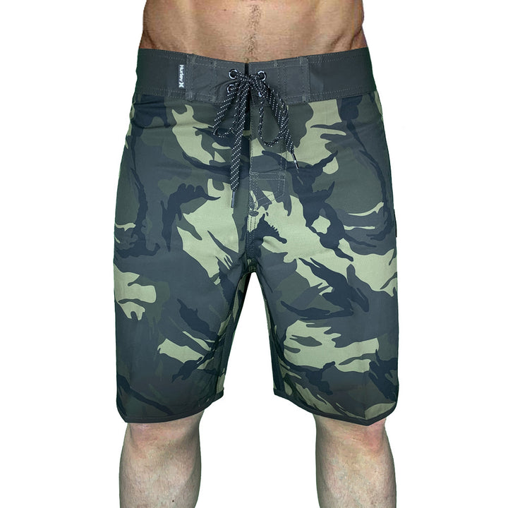 Herre cargo badeshorts med praktisk snørelukning og stilfuldt camouflage-design Stilla