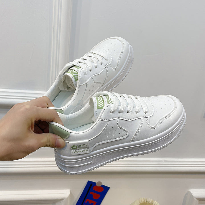 Dame Sneakers med komfortabel plateau-sål og åndbar inderside Stilla