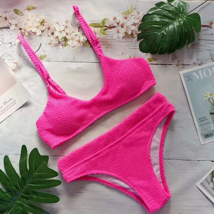 Dame Bikini-sæt med højt fleksibelt strukturstof og moderigtigt design Stilla