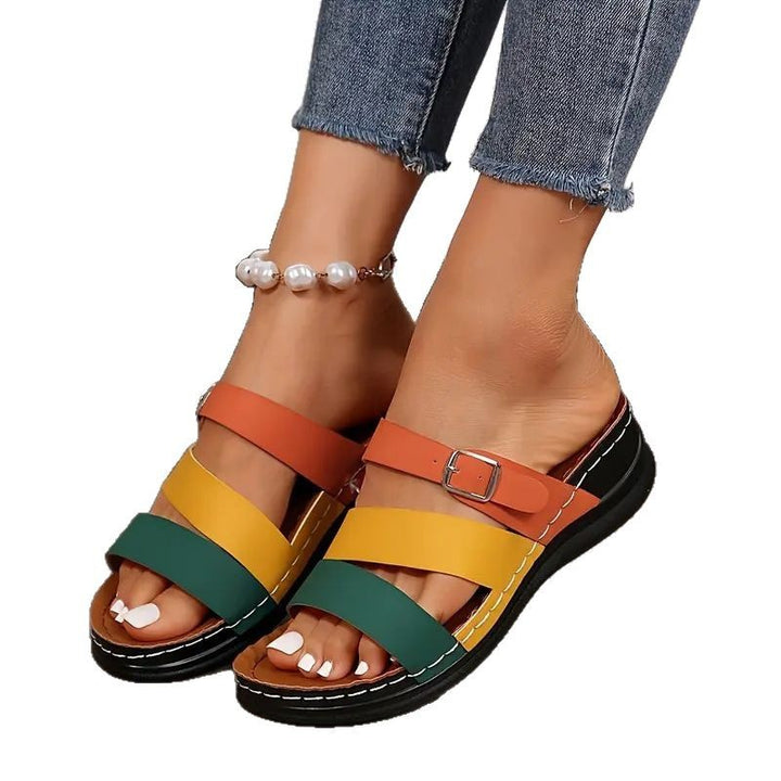 Dame behagelige Slide-sandaler med moderigtigt farveblok-design og justerbar rem Stilla