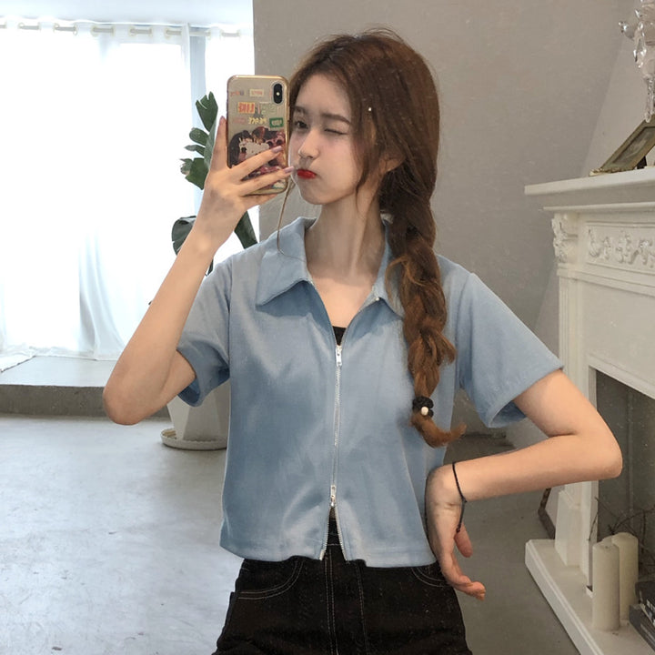 Femme Cropped Zip-Up Bluse med korte ærmer Stilla