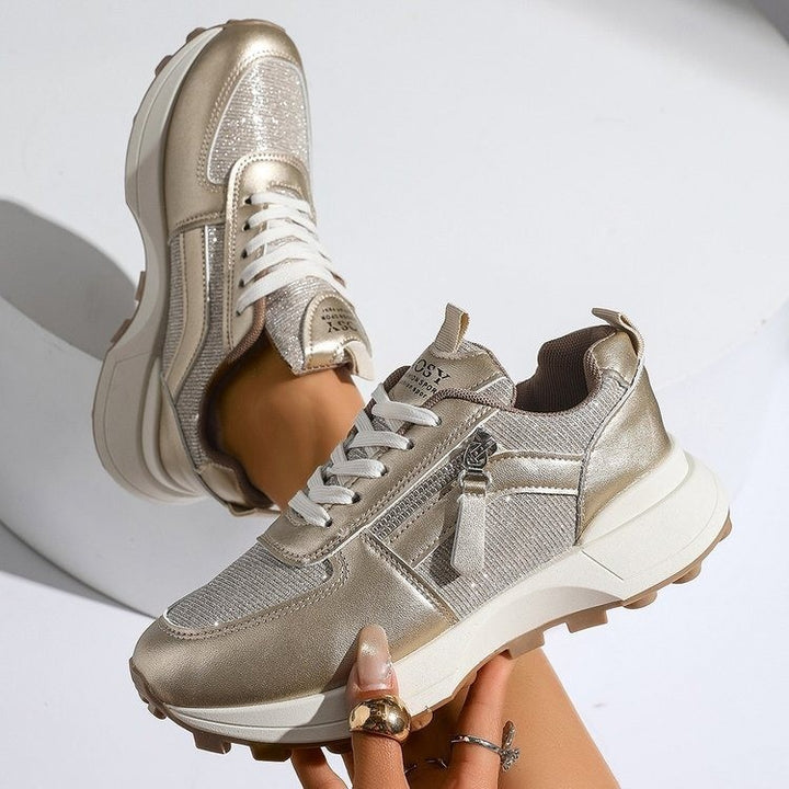 Dame Sporty Sneakers med glinsende accenter og moderne design Stilla