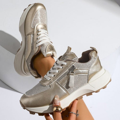 Dame Sporty Sneakers med glinsende accenter og moderne design Stilla