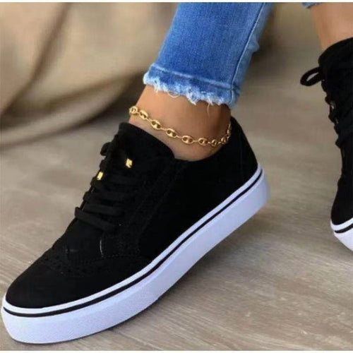 Dame Chic Sneakers med Broguemønster og robust sål Stilla
