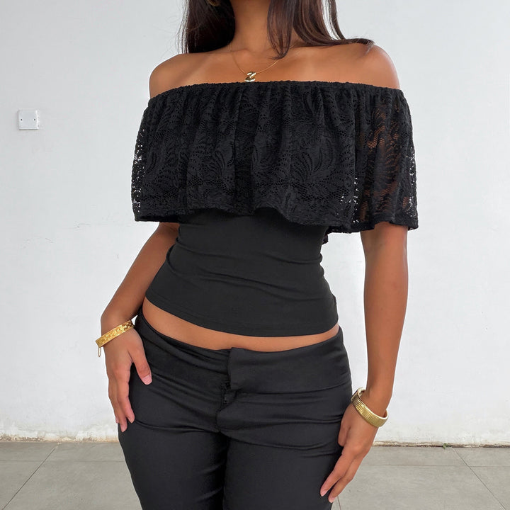 Dameoberdel med spidsel-overlap og off-shoulder design Skovae