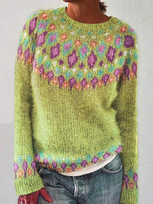 Kvindernes strikkede sweater med levende mønster og behagelig pasform Stilla