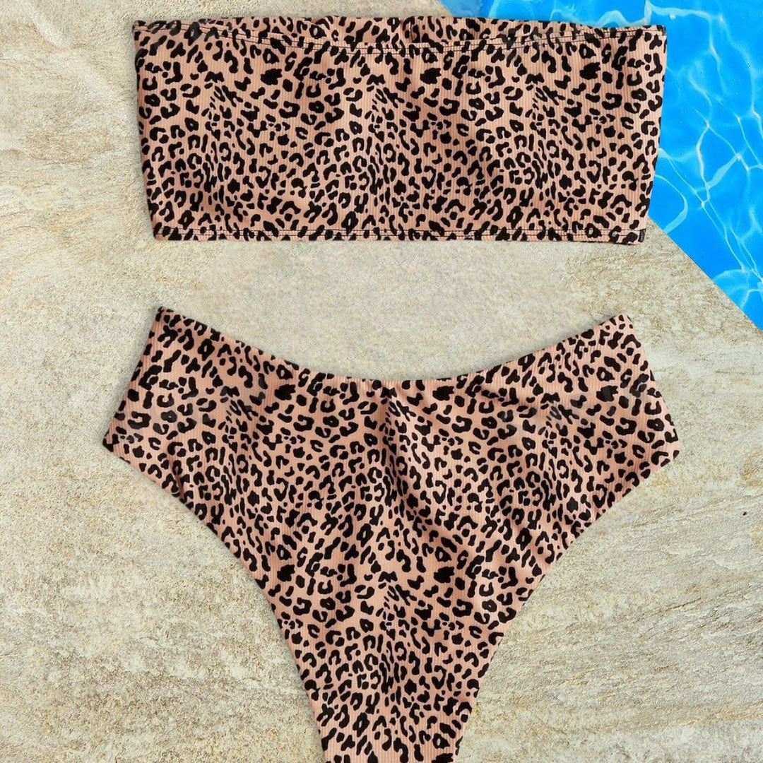 Dame Bandeau-bikini med høj benåbning Stilla