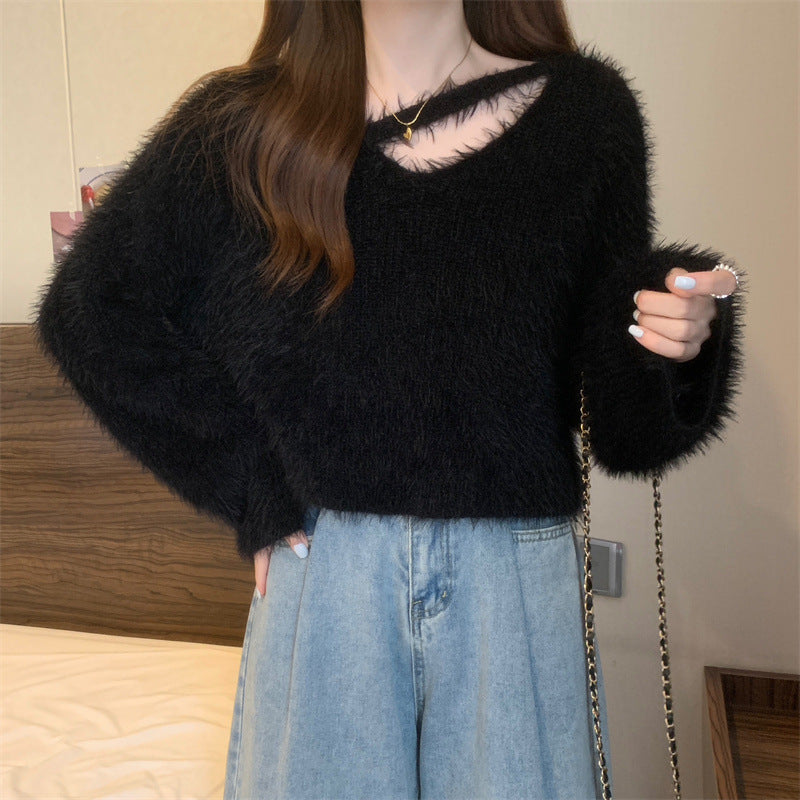 Kvinders fluffy sweater med afslappet skær og dyb V-hals Stilla