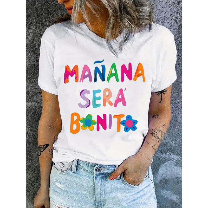 Dame T-shirt med glad tekst og blomsterdesign Stilla