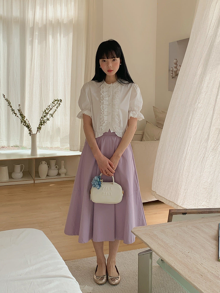 Dame romantisk bluse med ruffles detaljer og smukke knap dekorationer Stilla