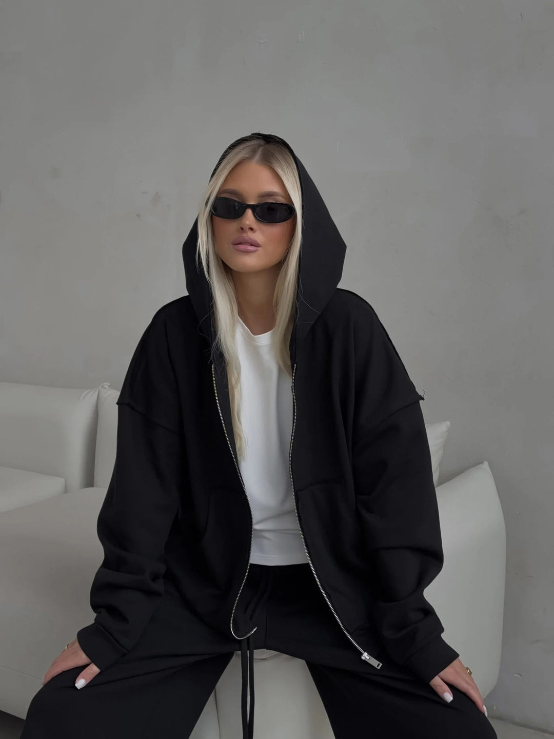 Dame Oversized Hoodie og afslappede fritidsbukser Stilla