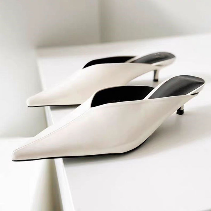 Femme Spids-tå Slingback Pantolette med elegant design Stilla