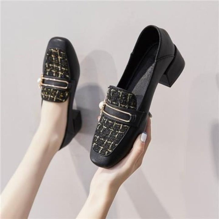 Dame elegante Loafers med moderigtigt kædeaccent og komfortabel blokhæl Stilla