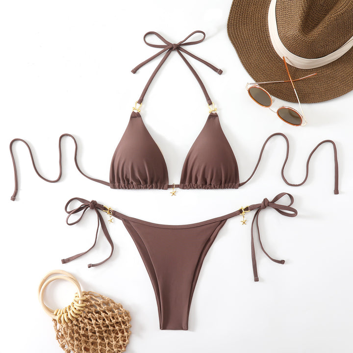 Dame triangel-bikini med elegant knude-detalje og moderne accenter Skovae